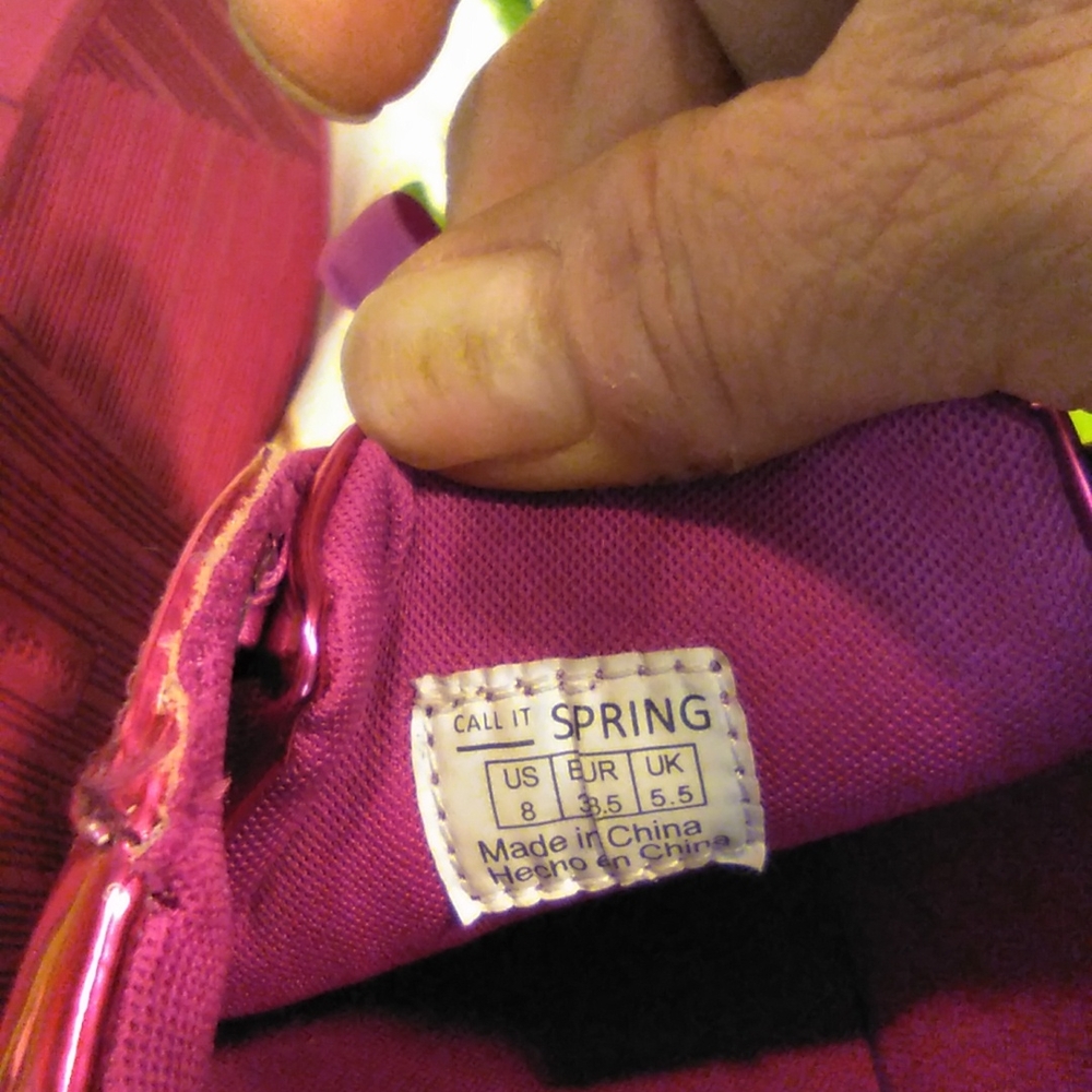 Fuchsia Call It Spring Flats Size 8 - image 5